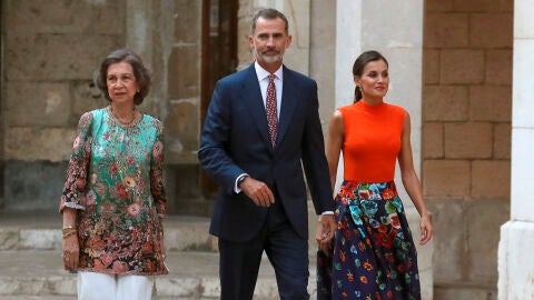 Recepci&oacute;n de los Reyes en Palma