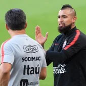 El centrocampista chileno Arturo Vidal asiste a una sesión de entrenamientos. El centrocampista chileno Arturo Vidal asiste a una sesión de entrenamientos.