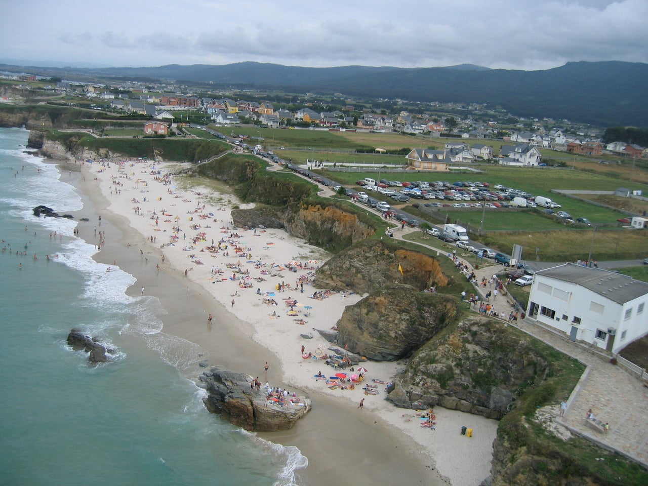 Roberto Lozano: "Vivimos cerca de la costa pero somos completamente ajenos a sus problemas" Roberto Lozano: "Vivimos cerca de la costa pero somos completamente ajenos a sus problemas"