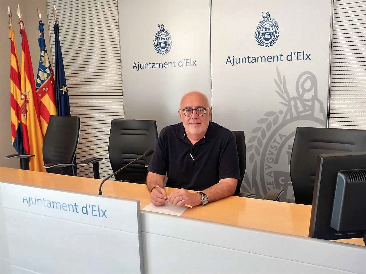 El Racó Fester de Elche tendrá zona de sombra para tapear El Racó Fester de Elche tendrá zona de sombra para tapear