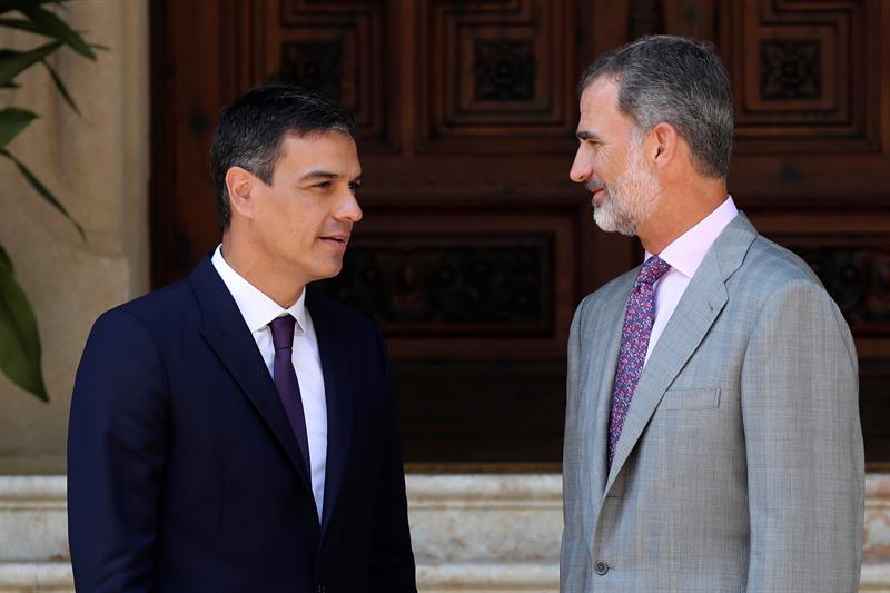 Sánchez, sobre la presencia de los Reyes en Cataluña el 17A: "Contra el terrorismo no hay fisura posible" Sánchez, sobre la presencia de los Reyes en Cataluña el 17A: "Contra el terrorismo no hay fisura posible"