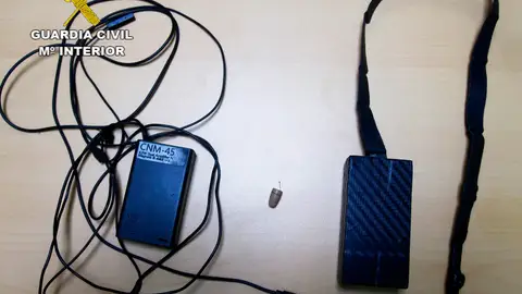 Dispositovo electrónico que fue intervenido por la Guardia Civil Dispositovo electrónico que fue intervenido por la Guardia Civil