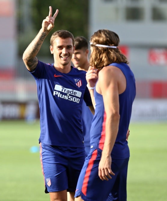 Griezmann, ilusionado por la nueva temporada: "Con trabajo podemos aspirar a muchas cosas" Griezmann, ilusionado por la nueva temporada: "Con trabajo podemos aspirar a muchas cosas"