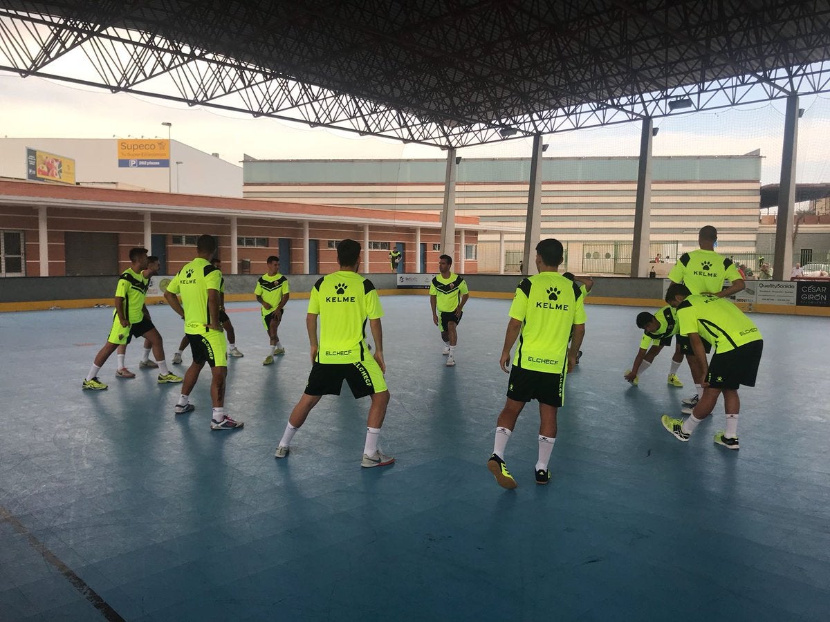 El Elche CF Sala comienza a rodar El Elche CF Sala comienza a rodar