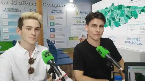 Luis y Janvi, del grupo musical "Staytons" Programa desde la Feria Internacional de Muestras de Asturias