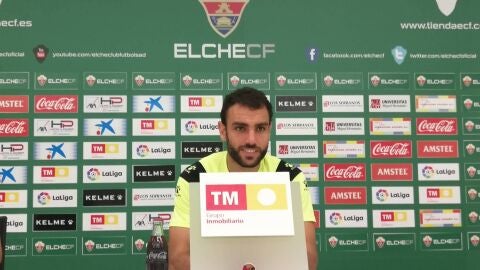 Gonzalo Verd&uacute;, en la rueda de prensa en el Mart&iacute;nez Valero.