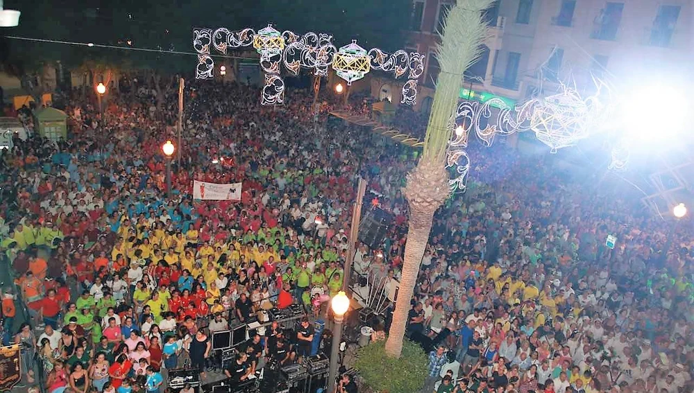 Plaza de Baix durante el pregón Plaza de Baix durante el pregón