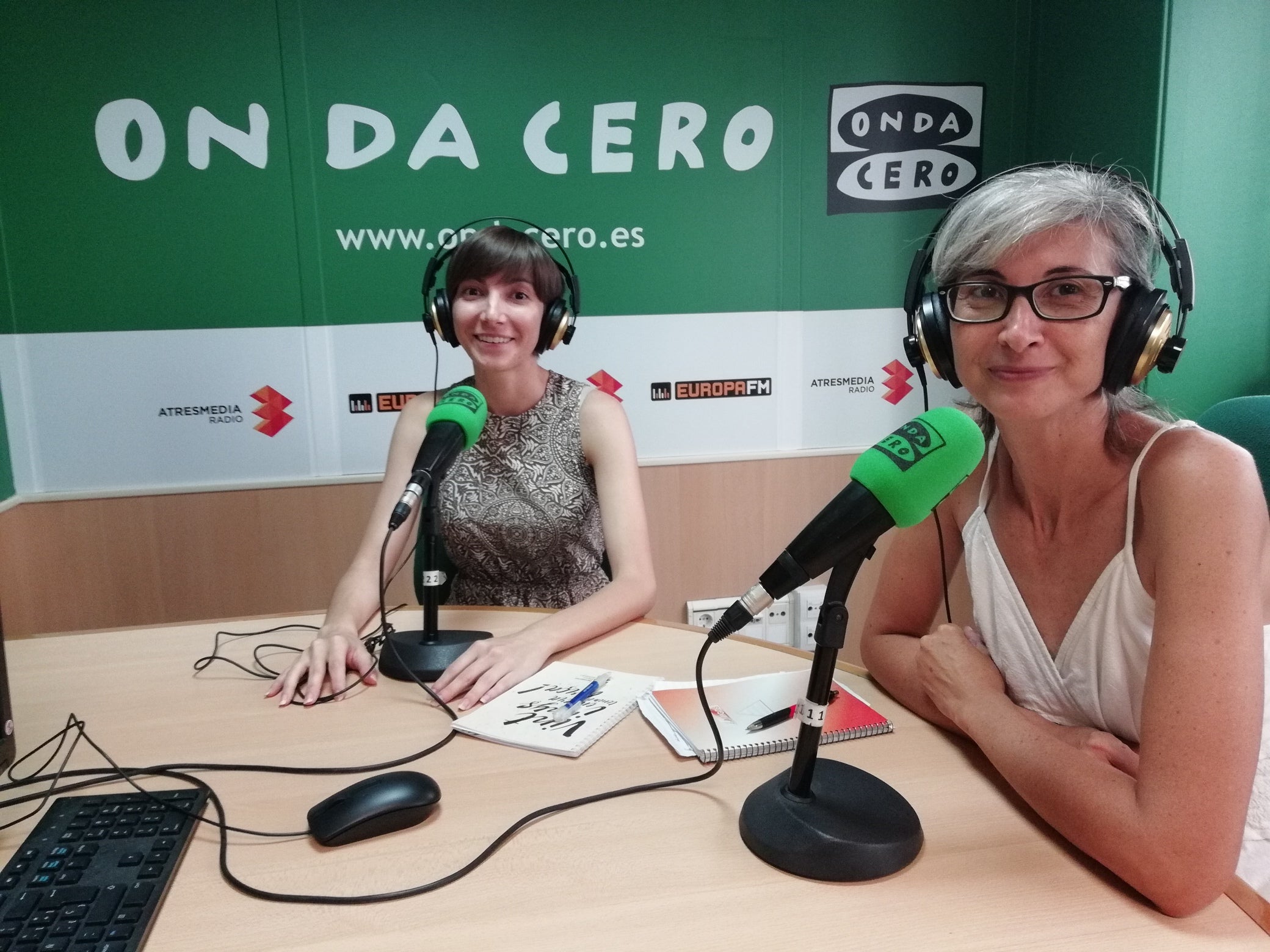 Hiparquía y Elx pel dret a decidir instalan un Punt Violeta de Dones Organitzades junto al Parque Jaume I Hiparquía y Elx pel dret a decidir instalan un Punt Violeta de Dones Organitzades junto al Parque Jaume I