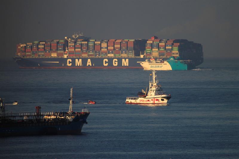 El buque 'Open Arms' llega al puerto de Algeciras con 87 inmigrantes a bordo El buque 'Open Arms' llega al puerto de Algeciras con 87 inmigrantes a bordo