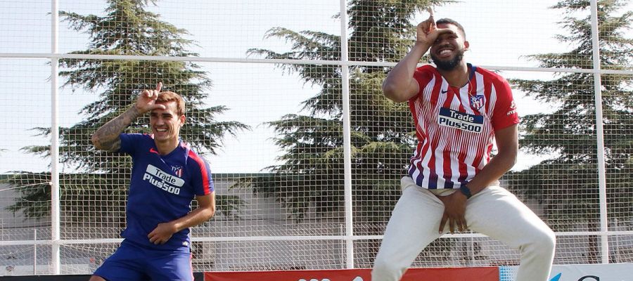Griezmann y Towns bailando el famoso baile Griezmann y Towns bailando el famoso baile
