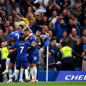 El Chelsea celebrando el gol de Marcos Alonso