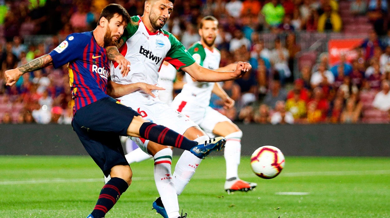 Barcelona 3 - 0 Alavés | Escucha los goles que han hecho campeón al Barça en la primera jornada de La Liga Barcelona 3 - 0 Alavés | Escucha los goles que han hecho campeón al Barça en la primera jornada de La Liga