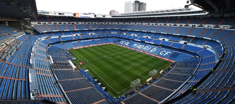 El estadio Santiago Bernabéu El estadio Santiago Bernabéu