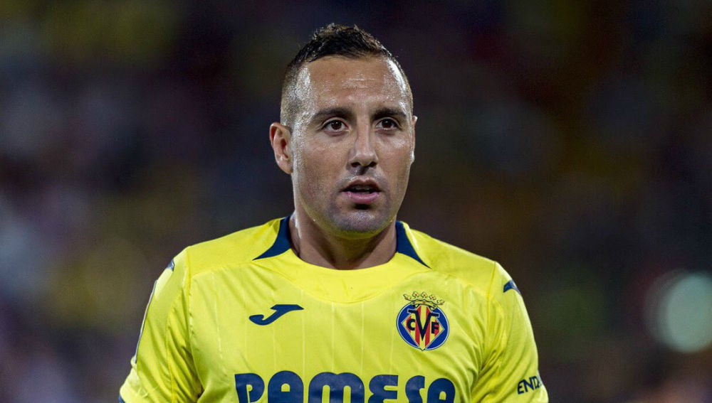 Santi Cazorla: "Disfruto de cada minuto en el campo y los aplausos de la gente es lo mejor que me llevo del fútbol" Santi Cazorla: "Disfruto de cada minuto en el campo y los aplausos de la gente es lo mejor que me llevo del fútbol"