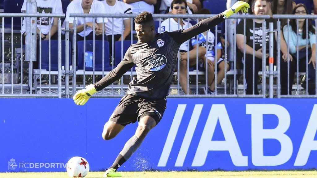 La llegada de Francis Uzoho al Elche se estanca por diferencias económicas La llegada de Francis Uzoho al Elche se estanca por diferencias económicas