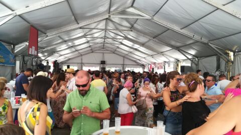 El baile del verm&uacute; sigue congregando a una gran cantidad de p&uacute;blico