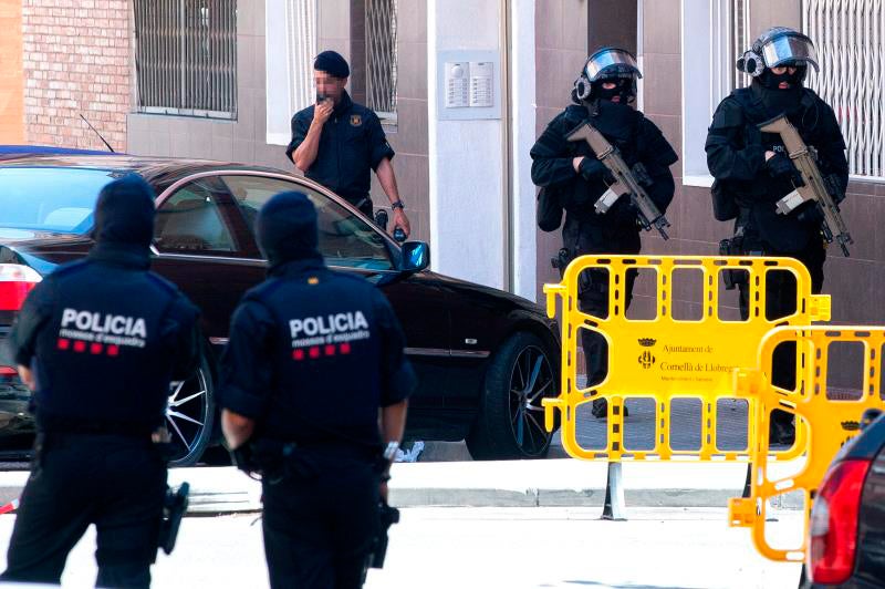 Estas son las medidas complementarias de Interior para reforzar el nivel 4 de alerta antiterrorista Estas son las medidas complementarias de Interior para reforzar el nivel 4 de alerta antiterrorista