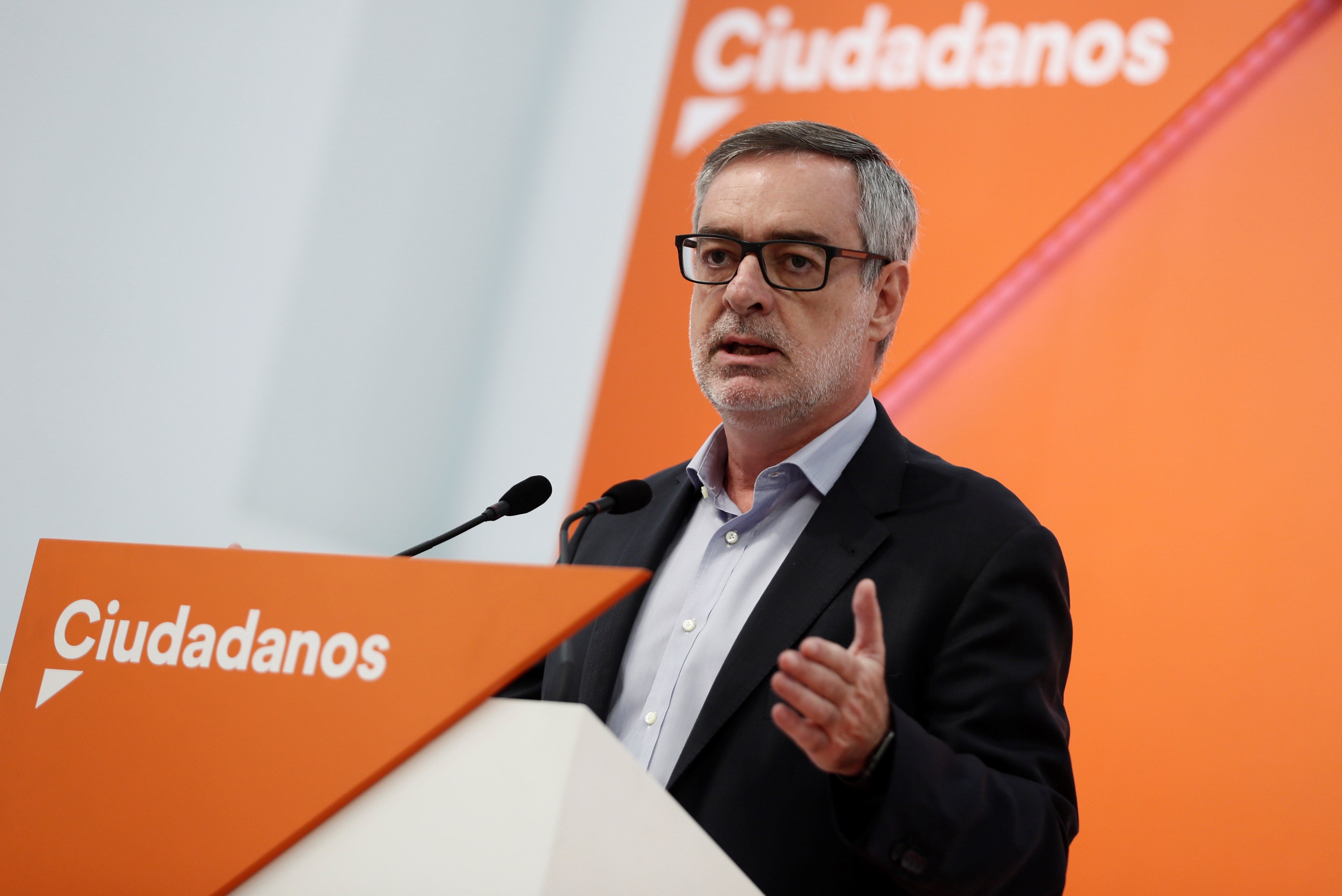 Ciudadanos insiste en que Sánchez comparezca por su tesis Ciudadanos insiste en que Sánchez comparezca por su tesis