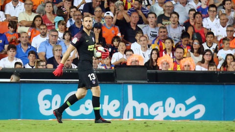 Oblak en un partido contra el Valencia