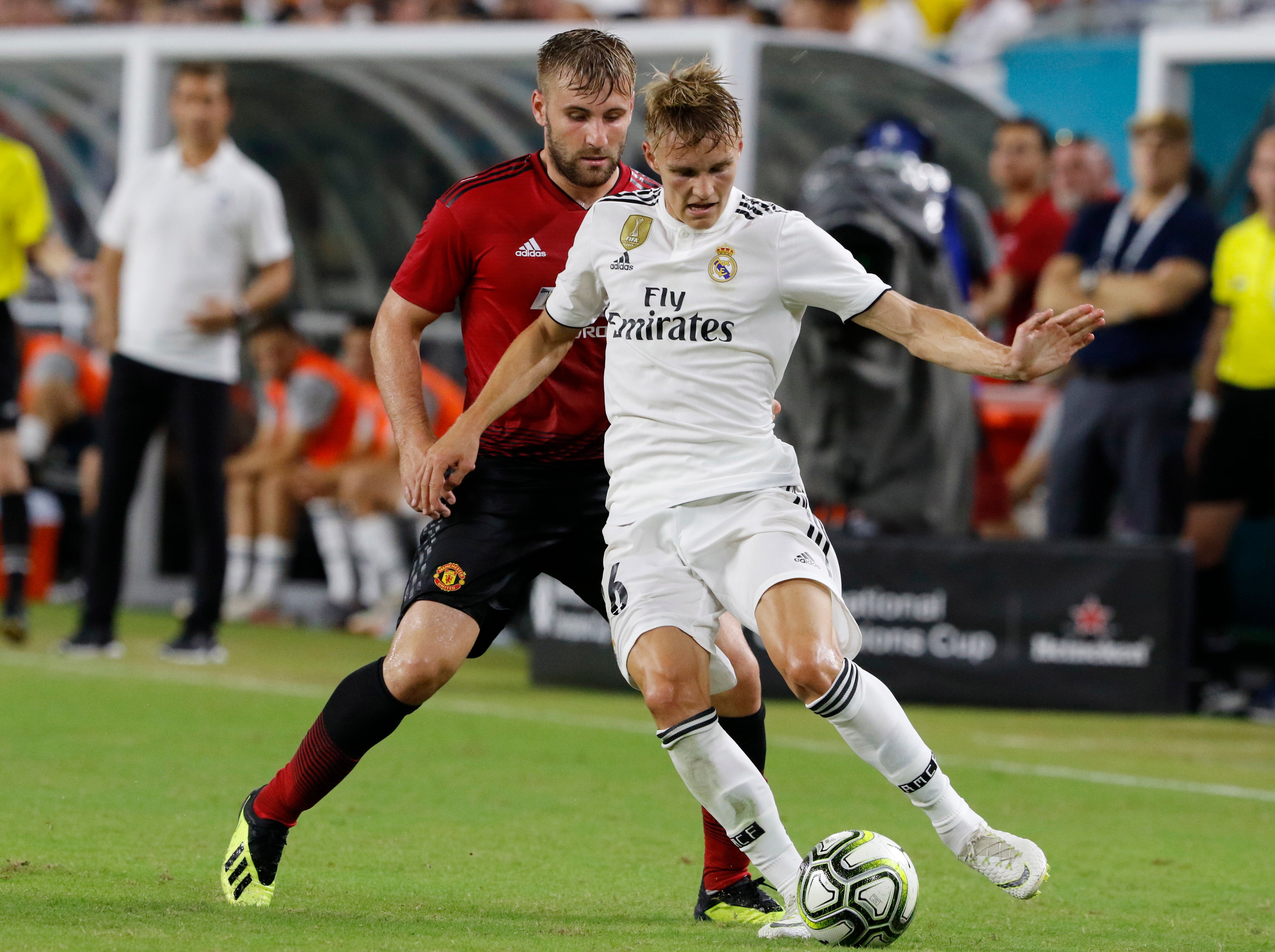 El Real Madrid anuncia la cesión de Odegaard al Vitesse holandés El Real Madrid anuncia la cesión de Odegaard al Vitesse holandés
