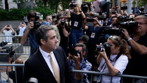 Michael Cohen (i), exabogado de Donald Trump