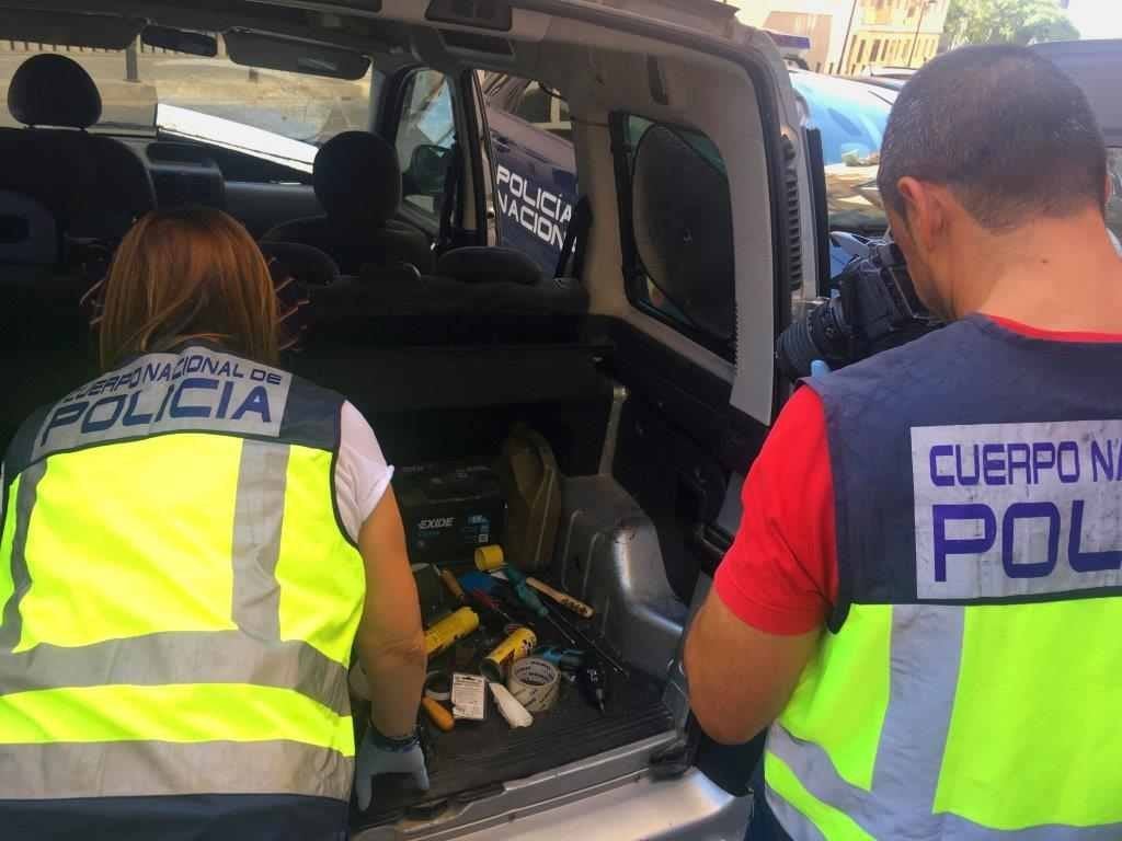 Tres detenidos en el operativo por crimen organizado en Suerte de Saavedra Tres detenidos en el operativo por crimen organizado en Suerte de Saavedra