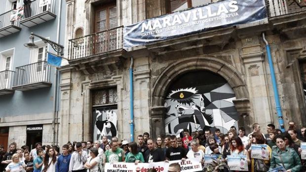 Marc, portavoz okupa: "La legalidad es un término que no entra en nuestro camino" Marc, portavoz okupa: "La legalidad es un término que no entra en nuestro camino"