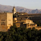 Vista panorámica de la Alhambra de Granada Vista panorámica de la Alhambra de Granada