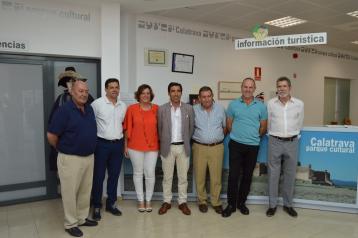 La Junta se compromete a promocionar e impulsar la estrategia de desarrollo turístico de la comarca del Campo de Calatrava La Junta se compromete a promocionar e impulsar la estrategia de desarrollo turístico de la comarca del Campo de Calatrava