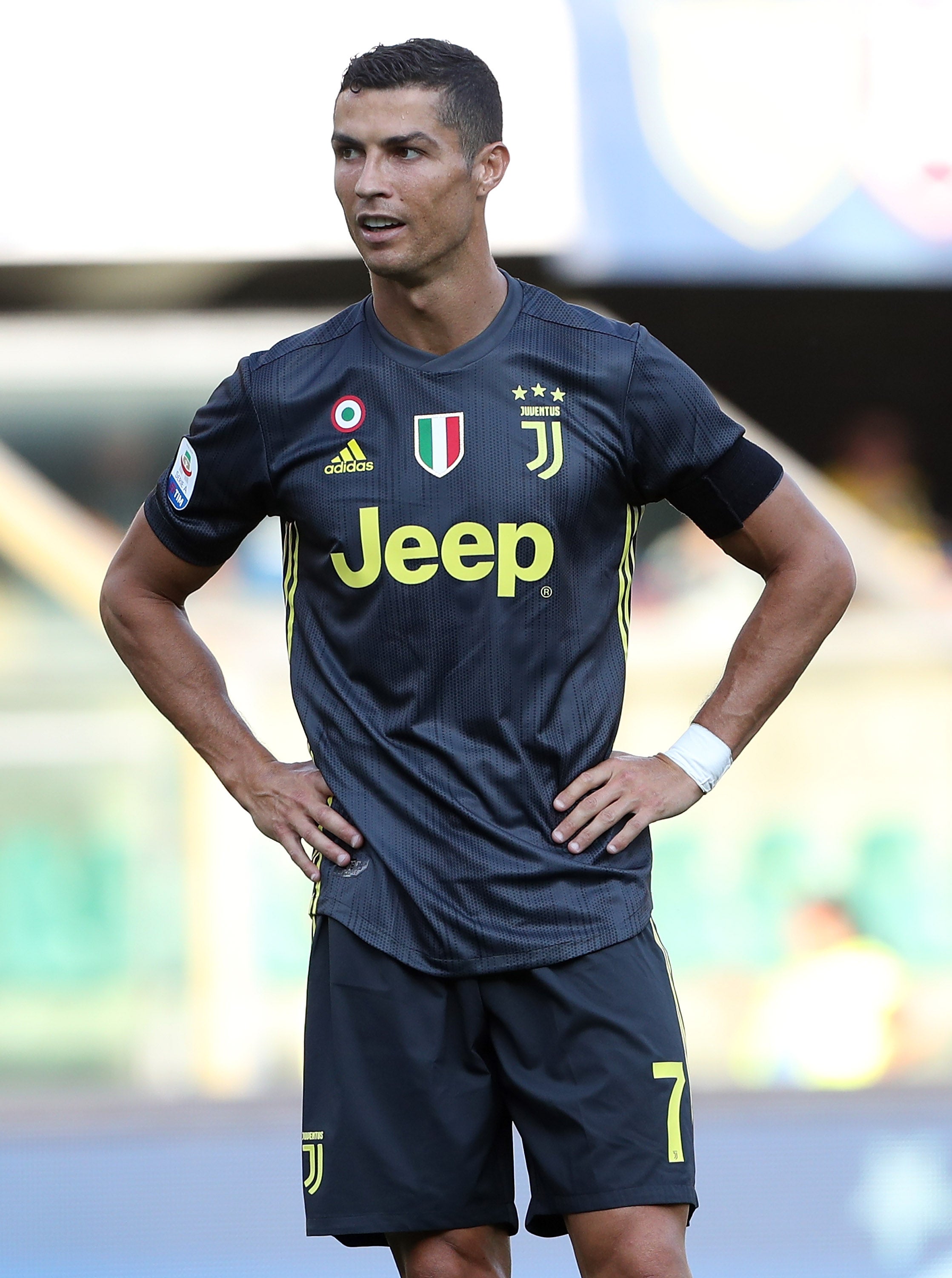 Cristiano Ronaldo: "Lo que viví en el Real Madrid fue increíble, pero venir a este gran club fue una decisión fácil" Cristiano Ronaldo: "Lo que viví en el Real Madrid fue increíble, pero venir a este gran club fue una decisión fácil"