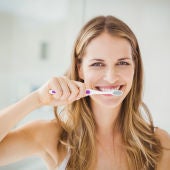 Cepillándose los dientes