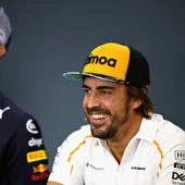 Fernando Alonso, junto a Ricciardo en sala de prensa Fernando Alonso, junto a Ricciardo en sala de prensa
