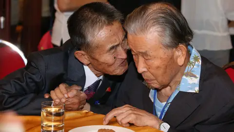 Termina entre lágrimas la primera ronda de reencuentros de familias coreanas Termina entre lágrimas la primera ronda de reencuentros de familias coreanas