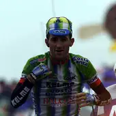 Javier Otxoa celebrando una victoria de etapa Javier Otxoa celebrando una victoria de etapa