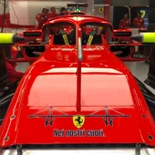 Homenaje de Ferrari a las víctimas del Puente de Génova Homenaje de Ferrari a las víctimas del Puente de Génova