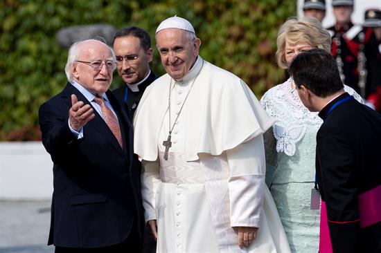 Un ex alto cargo del Vaticano acusa al Papa Francisco de conocer los abusos del cardenal McCarrick Un ex alto cargo del Vaticano acusa al Papa Francisco de conocer los abusos del cardenal McCarrick