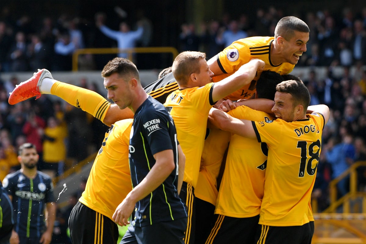 Tropiezo del Manchester City ante el recién ascendido Wolverhampton en el Etihad Tropiezo del Manchester City ante el recién ascendido Wolverhampton en el Etihad