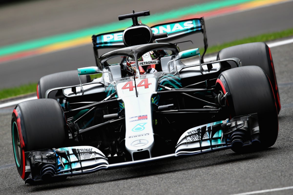 Pole en lluvia para Lewis Hamilton en Bélgica con Sainz y Alonso K.O. en Q1 Pole en lluvia para Lewis Hamilton en Bélgica con Sainz y Alonso K.O. en Q1