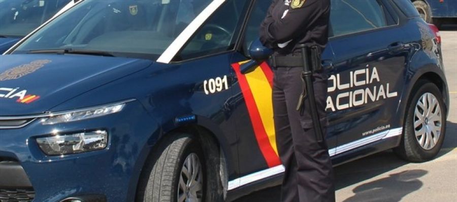 Imagen de archivo de un coche de la Policía Nacional Imagen de archivo de un coche de la Policía Nacional