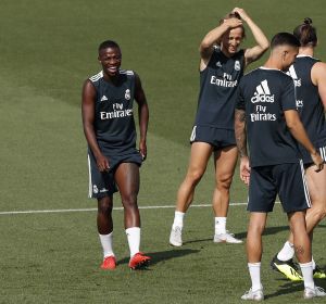 Debut discreto de Vinicius con el Real Madrid Castilla Debut discreto de Vinicius con el Real Madrid Castilla
