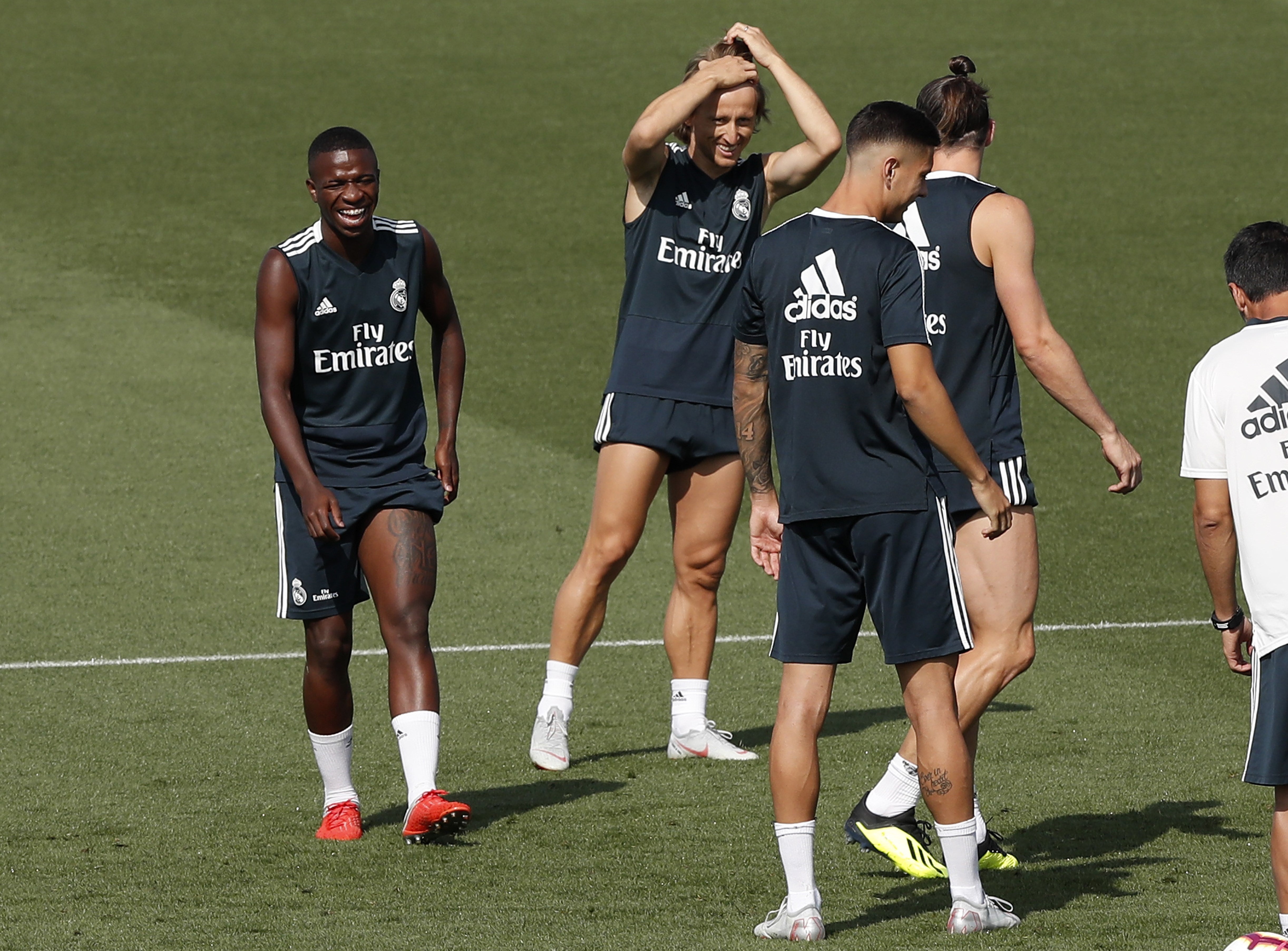 Solari, sobre Vinicius: "Hay que arroparlo para que se adapte y despliegue su potencial" Solari, sobre Vinicius: "Hay que arroparlo para que se adapte y despliegue su potencial"