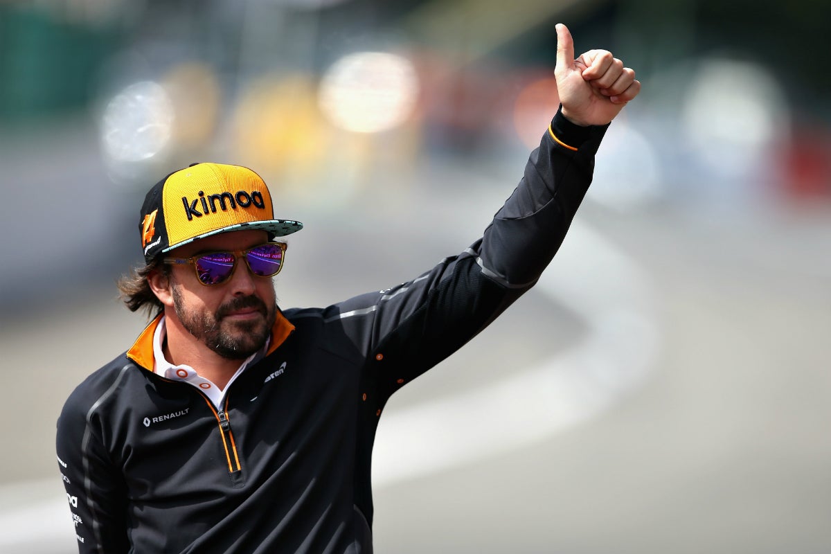 Fernando Alonso, undécimo en la clasificación de Singapur: "Me gusta, quería salir por la parte limpia" Fernando Alonso, undécimo en la clasificación de Singapur: "Me gusta, quería salir por la parte limpia"