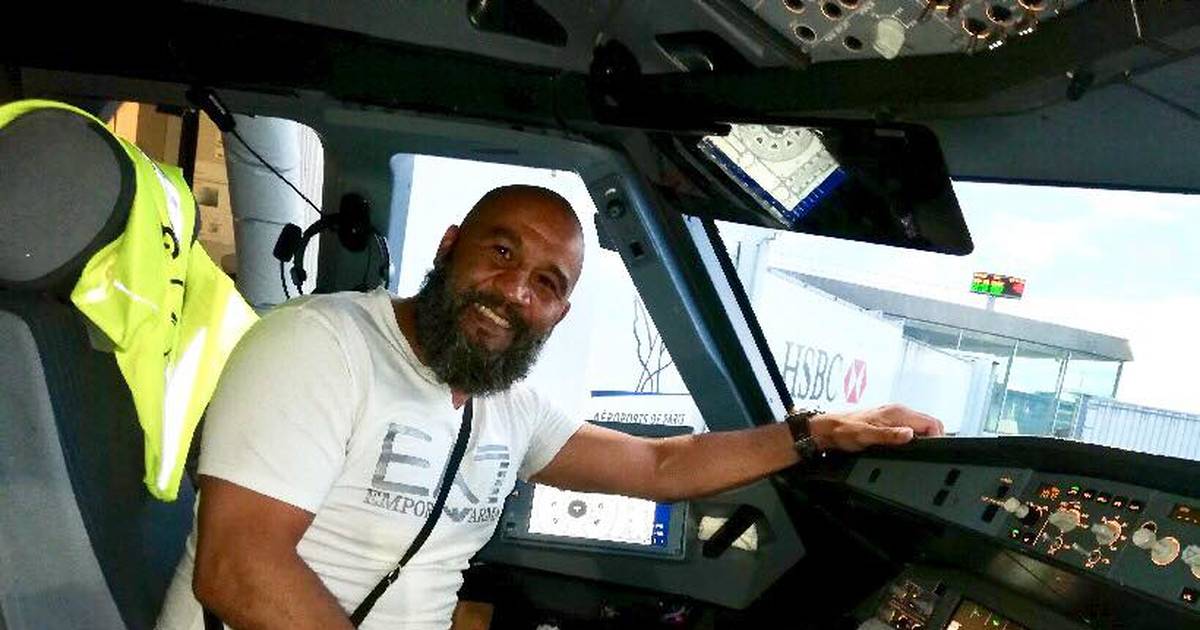 El exboxeador Tarik Sahibeddine evita que un pasajero ebrio desvíe un avión en pleno vuelo El exboxeador Tarik Sahibeddine evita que un pasajero ebrio desvíe un avión en pleno vuelo