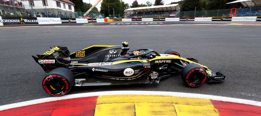 Carlos Sainz, rodando con su Renault en Spa Carlos Sainz, rodando con su Renault en Spa