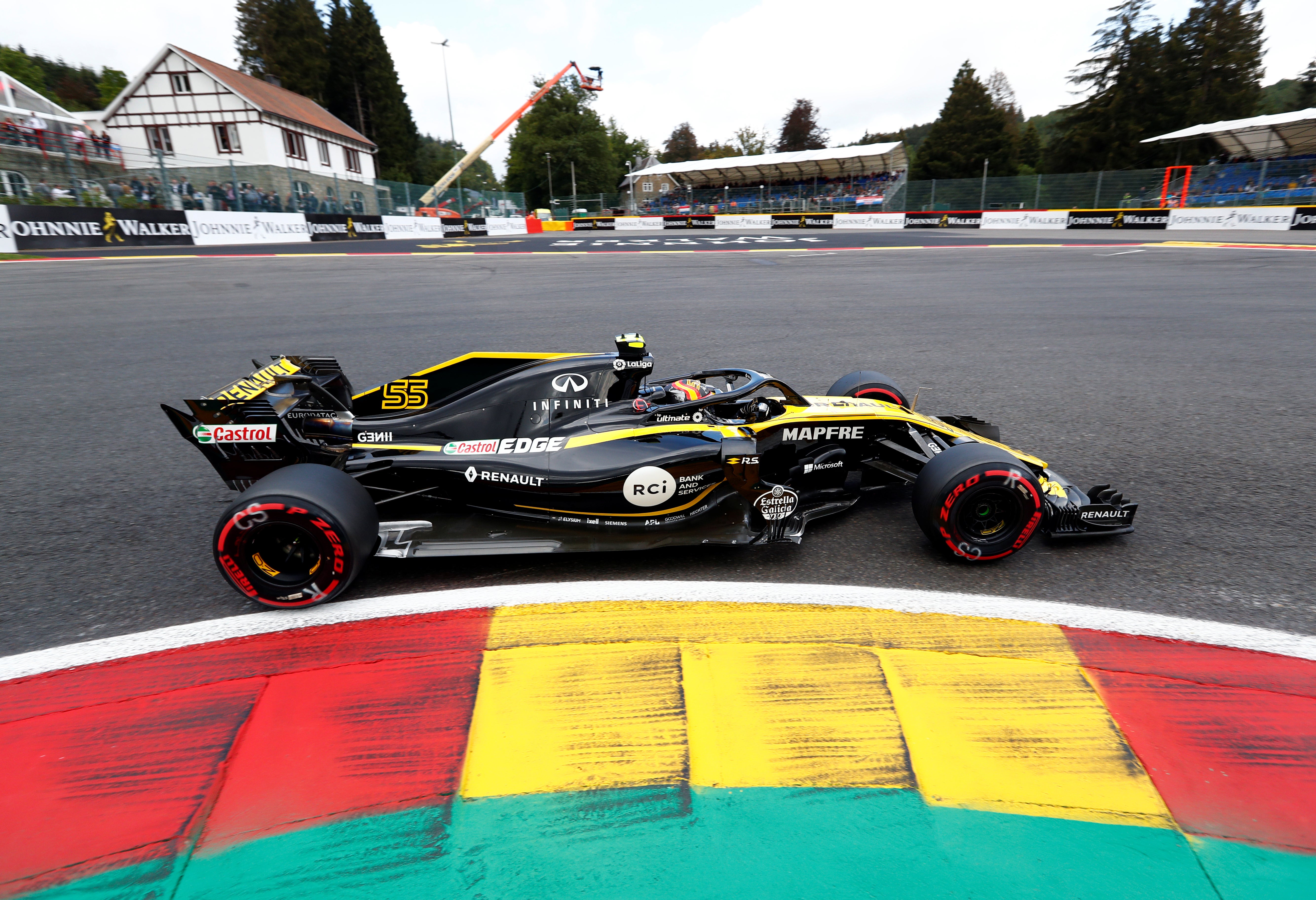 Carlos Sainz, 11º en el GP de Bélgica: "El coche tiene bastante que mejorar" Carlos Sainz, 11º en el GP de Bélgica: "El coche tiene bastante que mejorar"