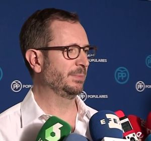 Javier Maroto "No vamos a permanecer de brazos cruzados frente la actitud de Pedro Sánchez" Javier Maroto "No vamos a permanecer de brazos cruzados frente la actitud de Pedro Sánchez"
