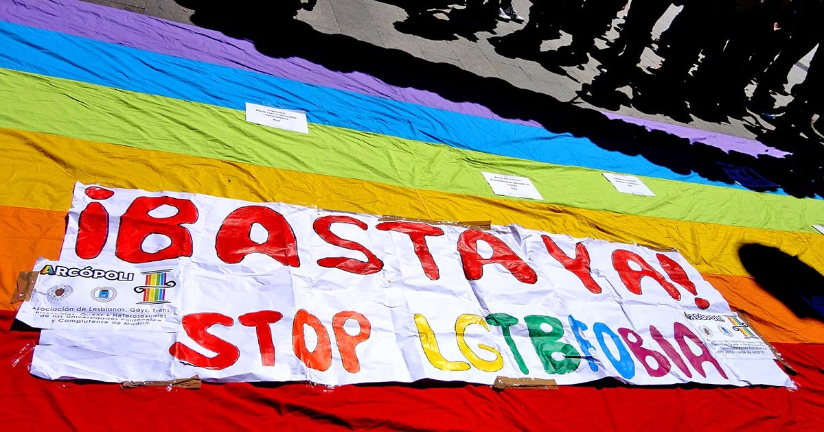 Denuncian que 5 menores se han suicidado este año por LGTBfobia en Castellón Denuncian que 5 menores se han suicidado este año por LGTBfobia en Castellón
