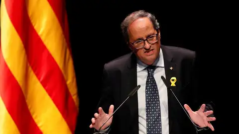 laSexta Noche (04-09-2018) Torra anuncia su hoja de ruta independentista: "No renunciamos nunca, o libertad o libertad amparados en el 1-O" laSexta Noche (04-09-2018) Torra anuncia su hoja de ruta independentista: "No renunciamos nunca, o libertad o libertad amparados en el 1-O"