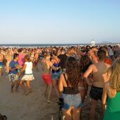 Fiesta en la playa. Gandía 2018 