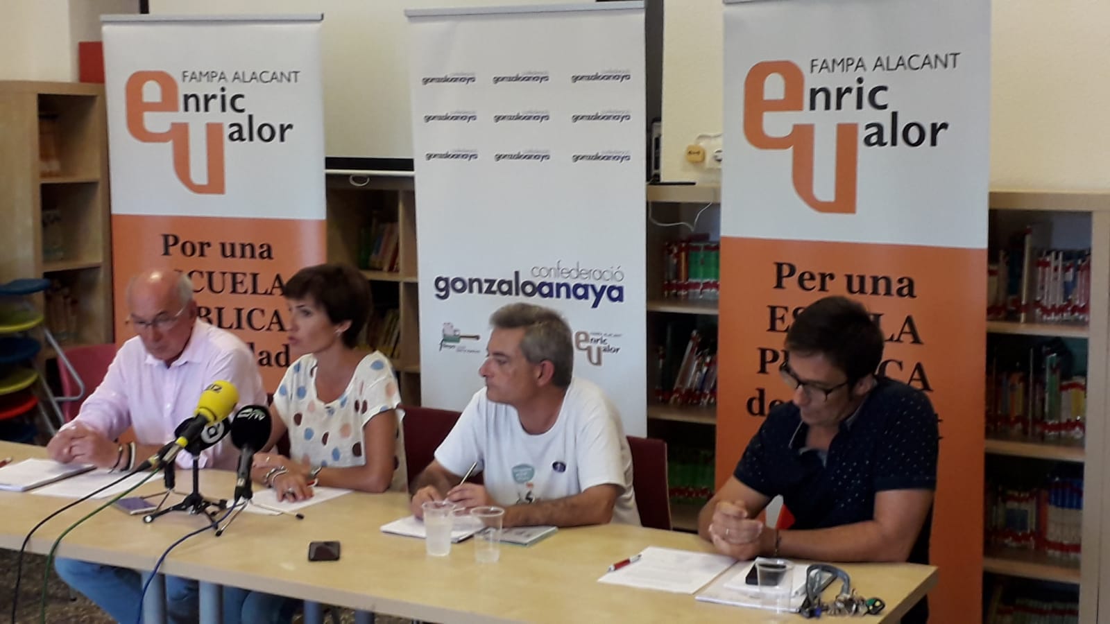 La Confederación de AMPA Gonzalo Anaya reclama menos rotación del profesorado para garantizar la estabilidad en la enseñanza La Confederación de AMPA Gonzalo Anaya reclama menos rotación del profesorado para garantizar la estabilidad en la enseñanza
